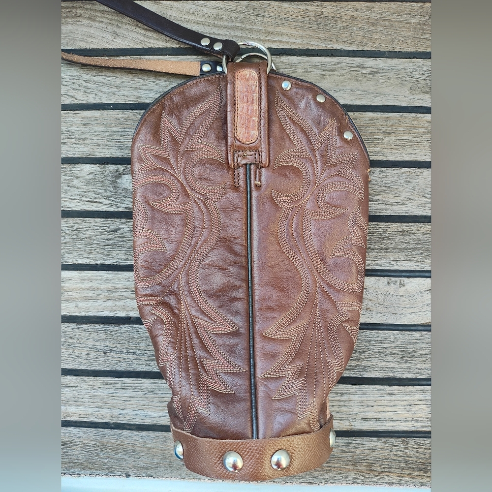 Roper leather wine tote
